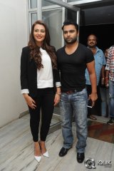 Nee Jathaga Nenundali Movie Platinum Disc Function